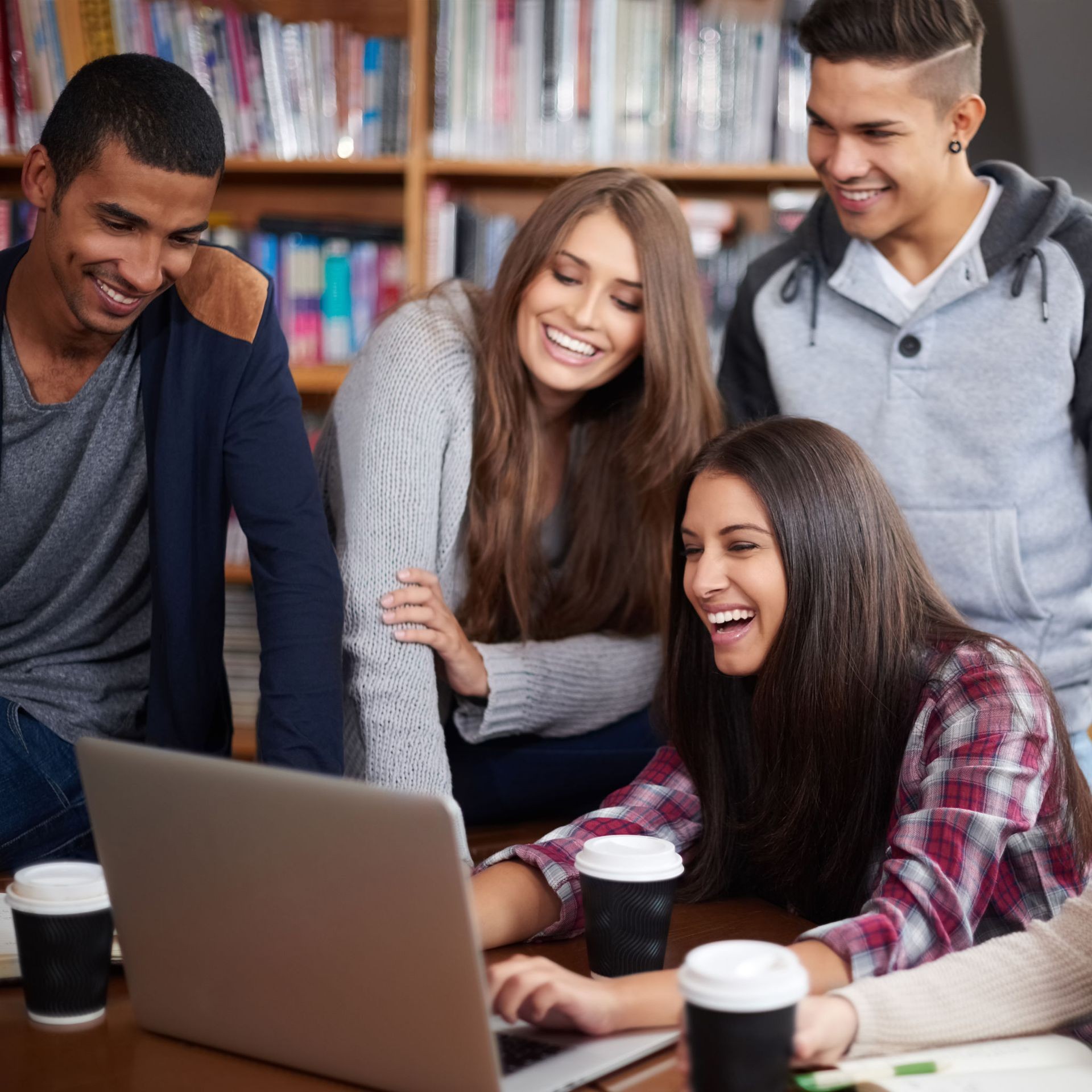 🧑‍🎓 Young Adults from 14 to 17 years